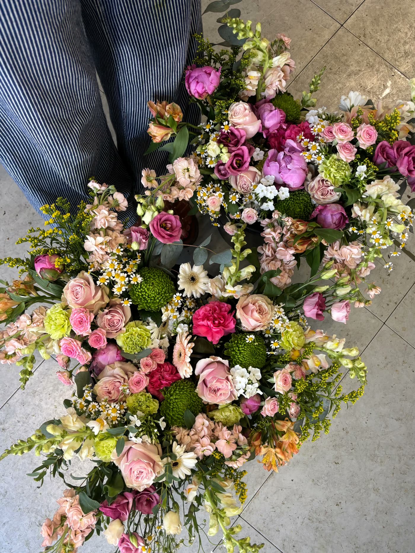 Floor Spread, Studio, Arrangements